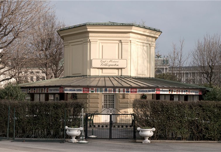 Café Meierei Volksgarten, 1890-1901 als Wasserreservoirhäuschen erbaut, 1924 umgebaut, 1010 Wien. (Bild: wikimedia.org)