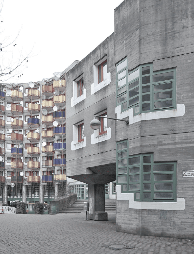 Großsiedlung als soziale Stadt und die Urbanität durch Dichte: Köln- Chorweiler, Seeburg Nord, Architekt Gottfried Böhm, 1969-71. Quelle: Elke Wetzig (Elya) (CC BY-SA 3.0)